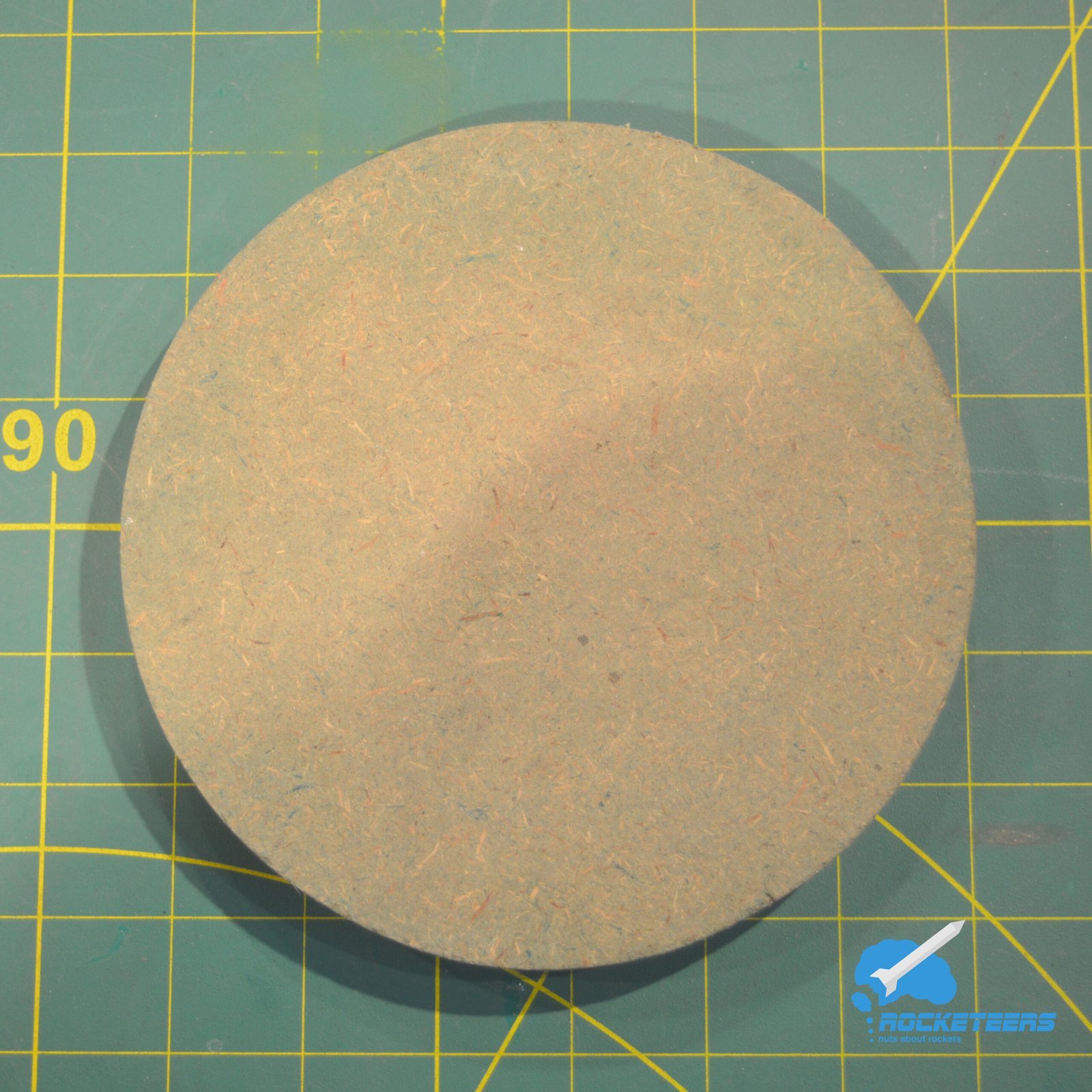 Centering Rings and Discs